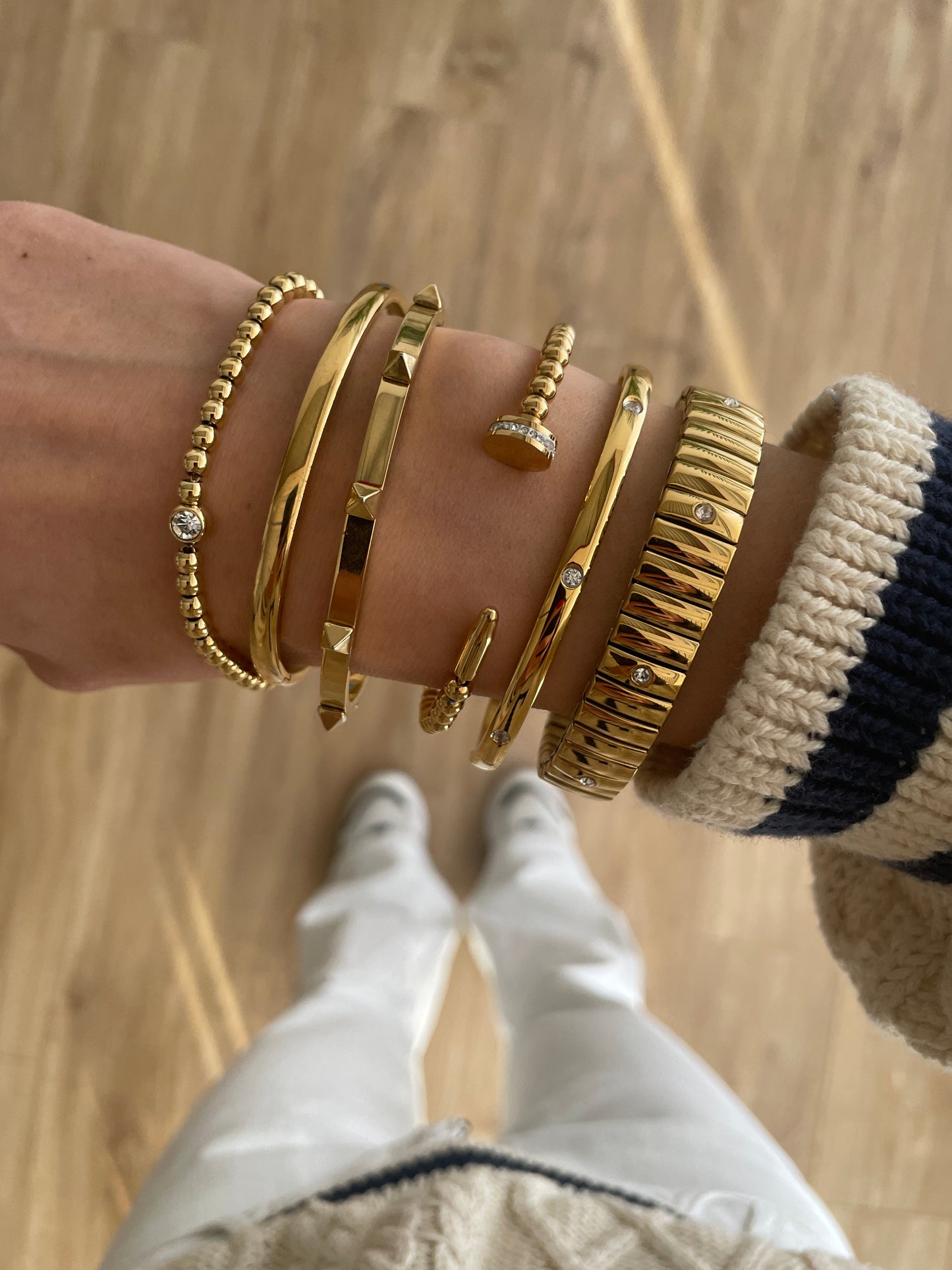 Isabella Kristallkugel-Armband - Verstellbares Edelstahlarmband mit funkelndem Kristall